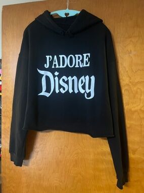 J'ADORE DISNEY CROPPED HODDIE